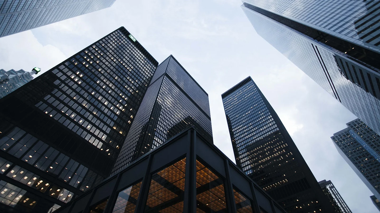 UBS and CIBC execute world's first intraday FX swap via Finteum
